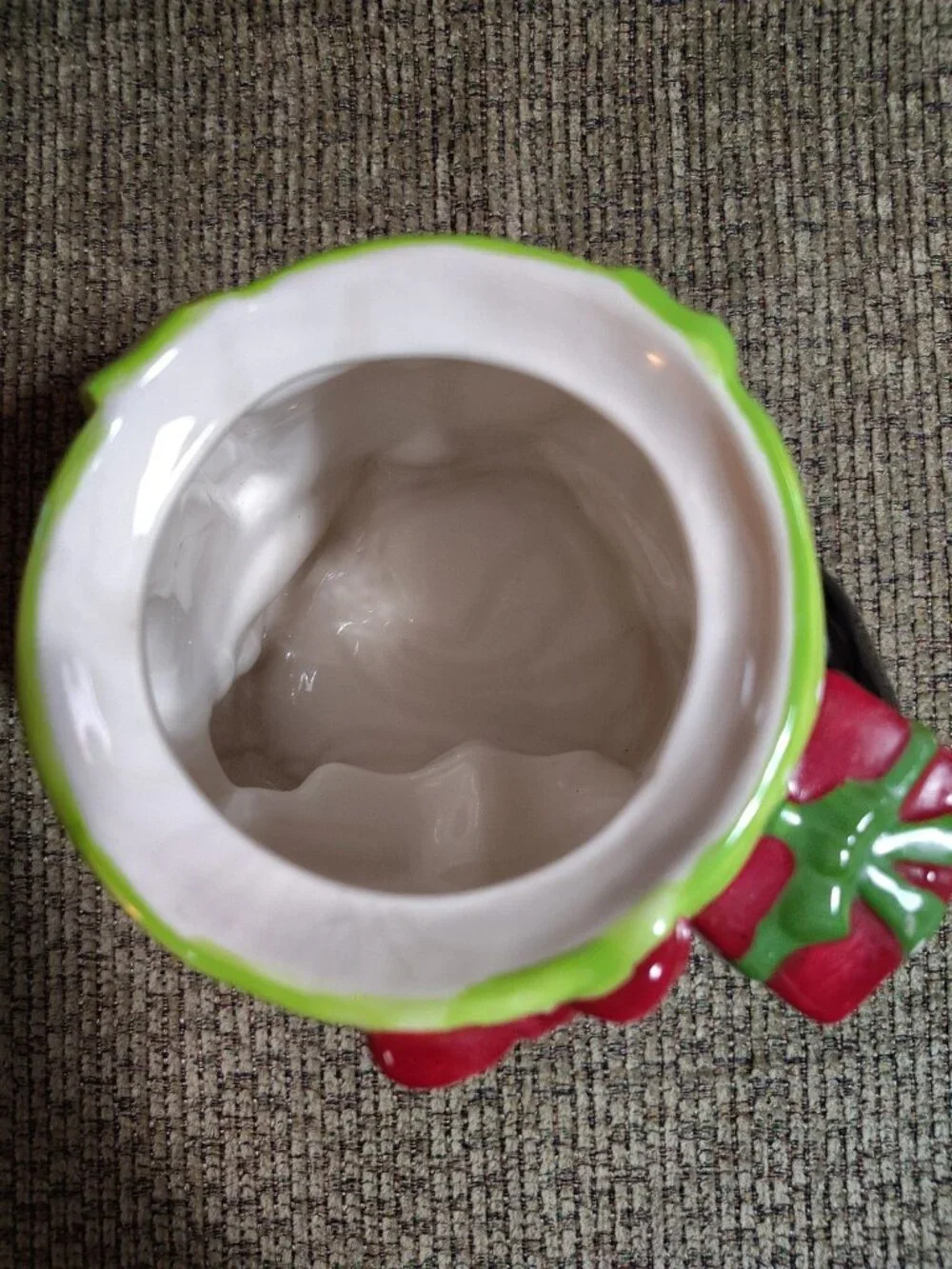 COLLECTIBLE PENGUIN COOKIE JAR - GREAT FOR WINTER MONTHS